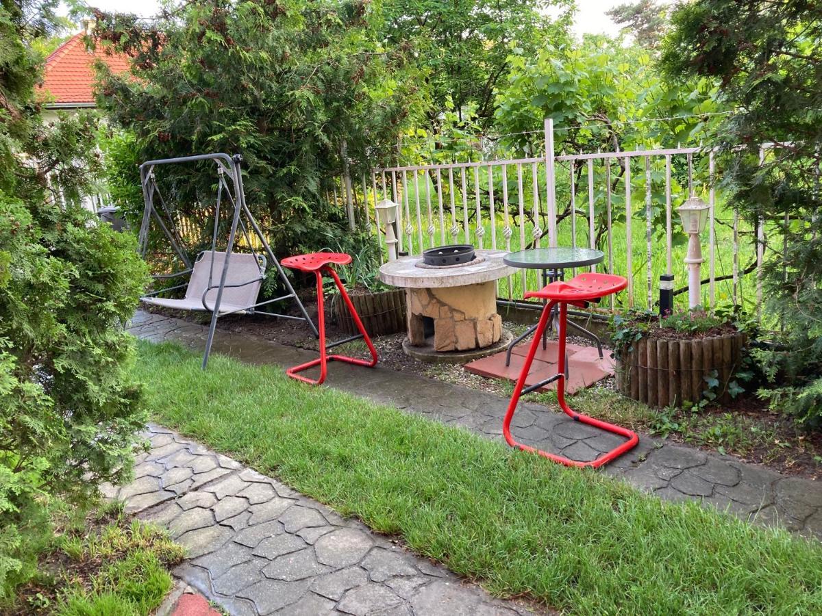 Balaton Vendeghaz Apartment Siofok Ngoại thất bức ảnh