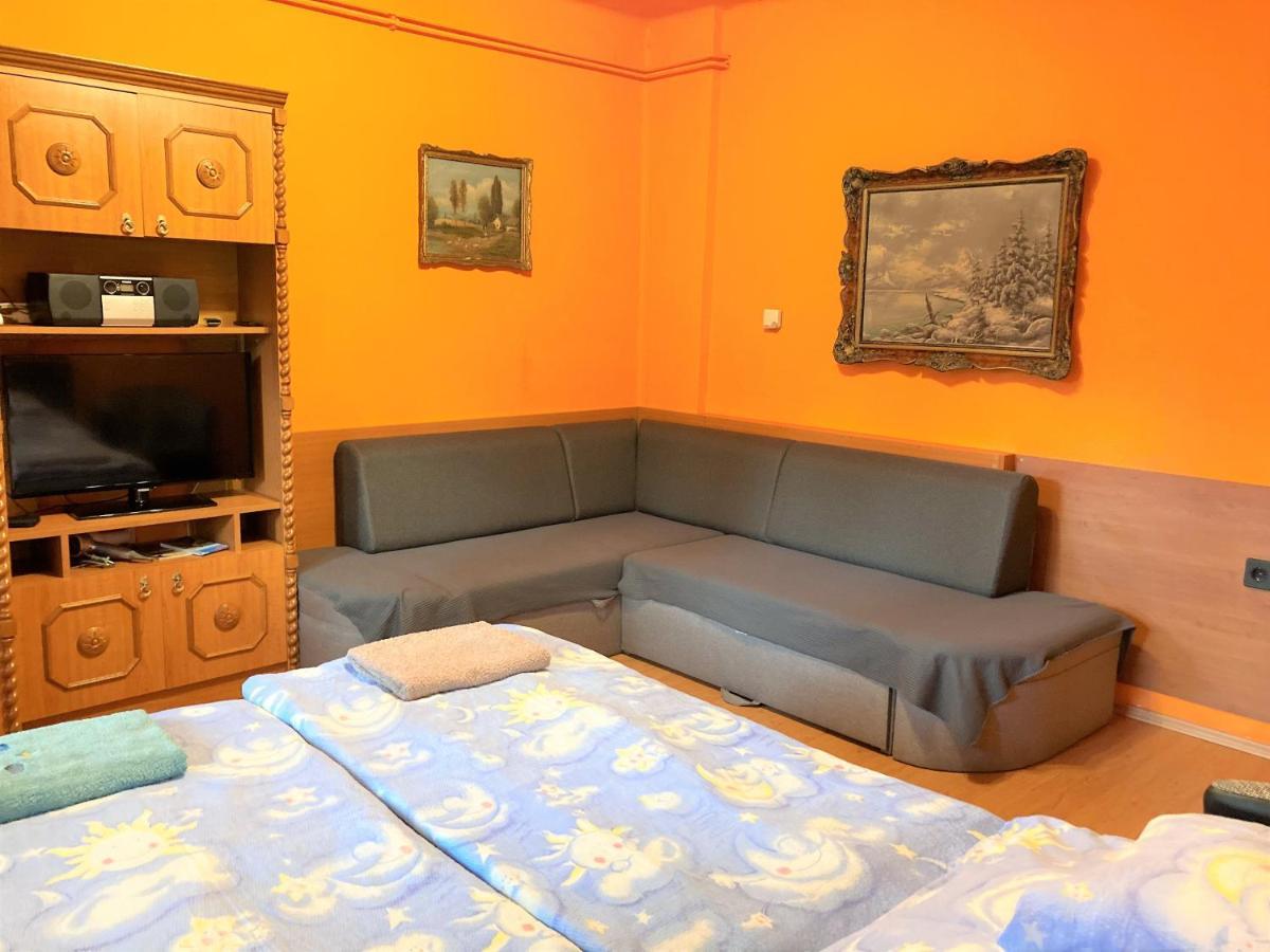 Balaton Vendeghaz Apartment Siofok Ngoại thất bức ảnh