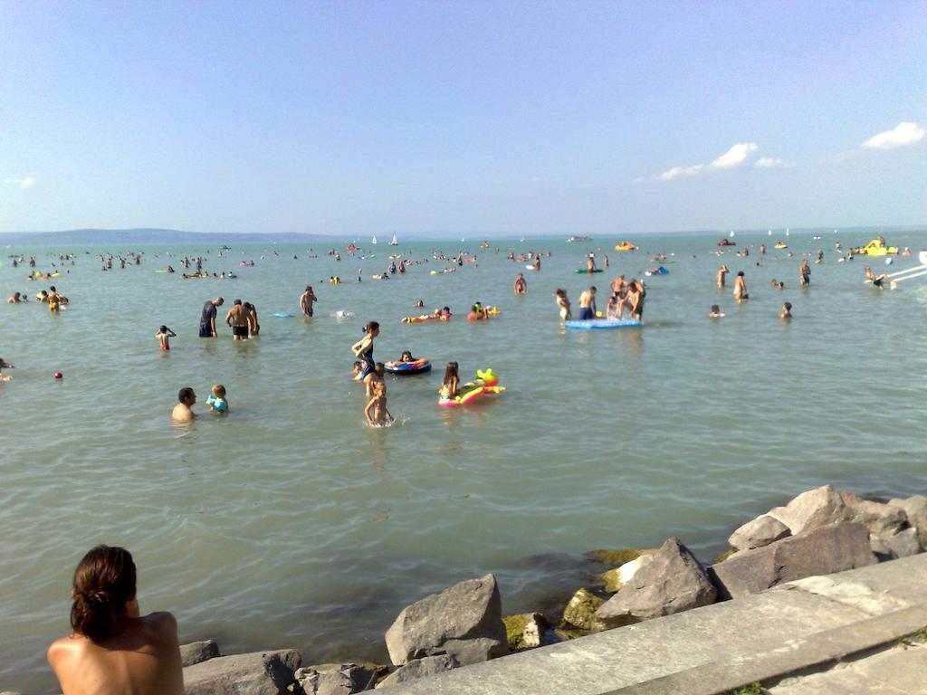 Balaton Vendeghaz Apartment Siofok Ngoại thất bức ảnh